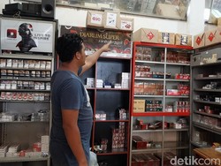 Maling Bobol Toko di Malang Gondol Rokok Senilai Rp 96 Juta