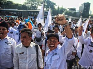 Perangkat Desa Demo DPR, Ini Tuntutannya Perangkat Desa Demo DPR, Ini Tuntutannya