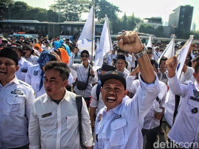 Perangkat Desa Demo DPR, Ini Tuntutannya