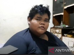 Tolong! Pria Obesitas 200 Kg di Jaktim Putus Sekolah-Butuh Biaya ke RS