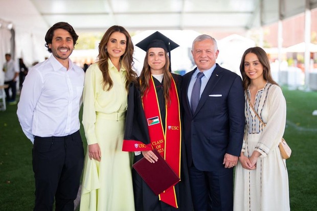 Princess Salma graduated from S1