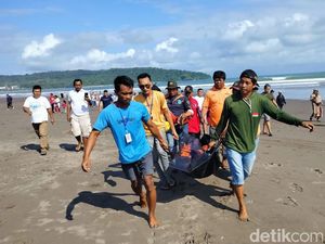 Ramdani Ditemukan Tewas Tenggelam di Pantai Pangandaran Ramdani Ditemukan Tewas Tenggelam di Pantai Pangandaran
