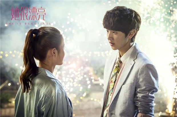 She Is Beautiful (2018)/Dok.MangoTV