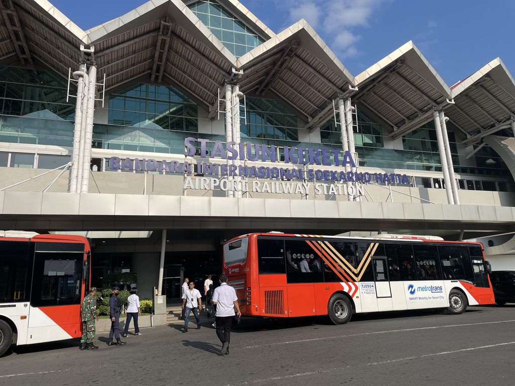 Uji Coba Bus TransJakarta Kalideres ke Bandara Soetta (Silvia/detikcom)