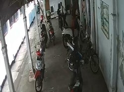 Motor Milik Kepsek di Probolinggo Dicuri Pria kenakan Seragam Mirip ASN