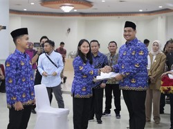 Segini Gaji Ginting, Apriyani cs yang Baru Diangkat Jadi PNS Kemenpora