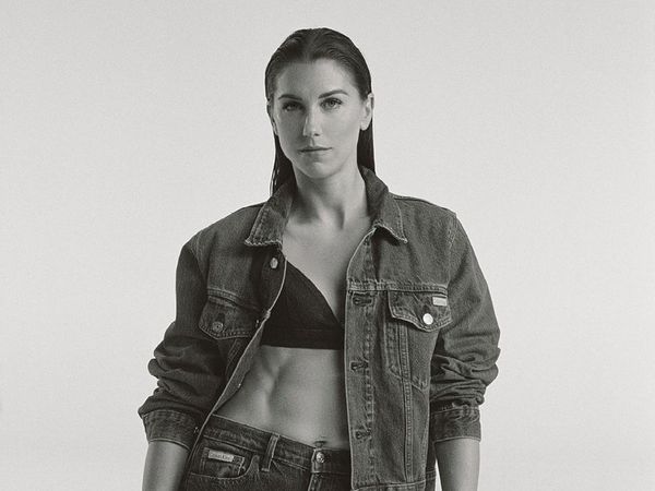 Foto: 5 Pesepakbola Wanita Didapuk Jadi Model Pakaian Dalam Calvin Klein