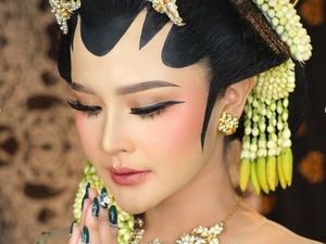 Mengintip Persiapan Bella Bonita Sebelum Dinikahi Denny Caknan Mengintip Persiapan Bella Bonita Sebelum Dinikahi Denny Caknan