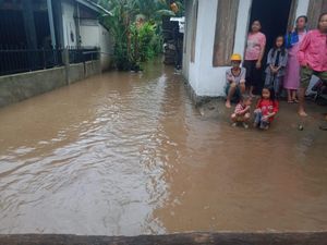 Longsor dan Banjir Rendam Pemukiman Warga di Bengkulu Utara