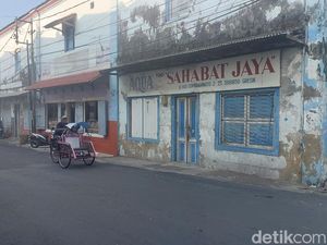 Jl HOS Cokroaminoto Gresik, Jalan Terpendek di Indonesia Jl HOS Cokroaminoto Gresik, Jalan Terpendek di Indonesia
