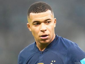 Para Bintang Sepak Bola Buka Suara Soal Kerusuhan Prancis Para Bintang Sepak Bola Buka Suara Soal Kerusuhan Prancis