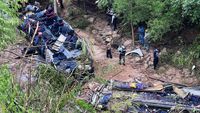 Kondisi Bus yang Masuk Jurang dan Tewaskan 25 Penumpang di Meksiko