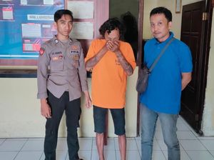 Pria di Kediri Ditangkap gegara Datang ke Hajatan Mabuk Sambil Bawa Mandau