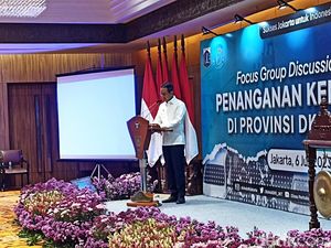 Heru Budi soal Pembagian Jam Masuk Kantor: Lalin Jam 6 Pagi Seperti Air Bah