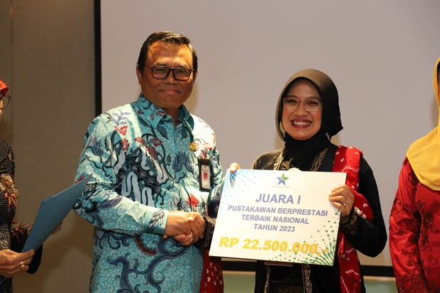 Potret novy sebagai juara/ Foto: Facebook.com/ Novy Diana Fauzie Potret novy sebagai juara