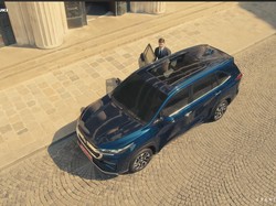 Spesifikasi dan Harga Suzuki Invicto Kembaran Innova Zenix