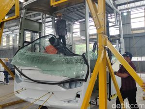 Tekan Korban Kecelakaan, KNKT Dorong Aturan Ruang Keselamatan di Bus Tekan Korban Kecelakaan, KNKT Dorong Aturan Ruang Keselamatan di Bus