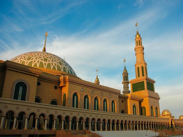 7 Masjid Terbesar di Asia Tenggara, Mayoritas Ada di Indonesia