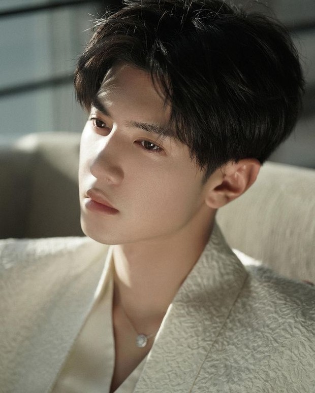 Aktor ganteng Chen Zheyuan/ Foto: Instagram.com/youkuindonesia Aktor ganteng Chen Zheyuan