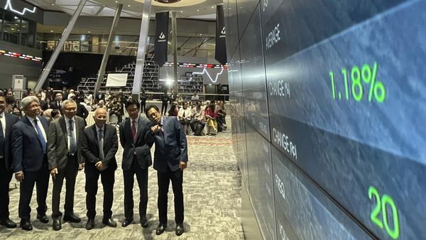 Amman Mineral Resmi Melantai di BEI