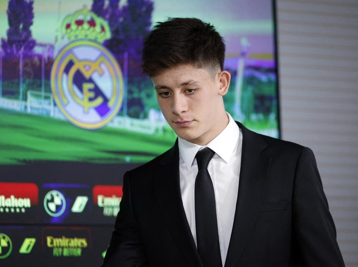 Soccer Football - Real Madrid unveil Arda Guler - Ciudad Real Madrid, Valdebebas, Madrid, Spain - July 7, 2023 Real Madrid's new signing Arda Guler during his unveiling REUTERS/Juan Medina
