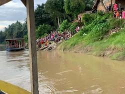 Balita Tenggelam Jatuh dari Perahu Ketek di Sungai Batanghari