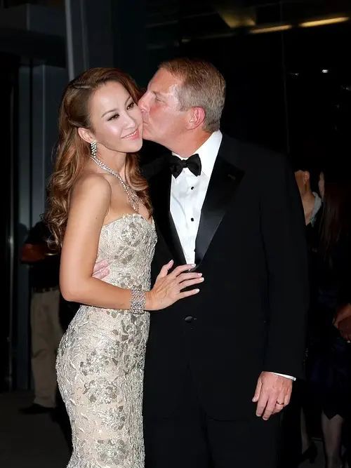Coco Lee dan Bruce Rockowitz