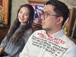 Nasib Della Puspita Diduga Ditipu Travel Umrah, Rugi hingga Rp 400 Juta