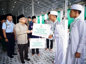 Wapres Maruf Beri Beasiswa ke 30 Santri Ponpes Muqimus Sunnah Sumsel