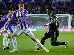 Barcelona Masih Berburu Wonderkid, Bidik Bek 18 Tahun Valladolid