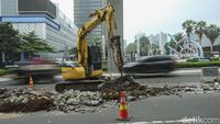 Hati-hati, Ada Pembongkaran Pembatas Jalan di Rasuna Said Jaksel