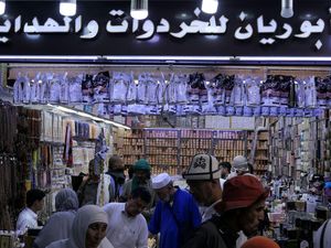 Tips Belanja di Pasar Al-Kakia Pusat Oleh-oleh Haji, Tanah Abang-nya Makkah Tips Belanja di Pasar Al-Kakia Pusat Oleh-oleh Haji, Tanah Abang-nya Makkah