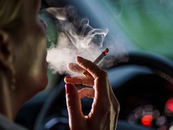 Jerman Akan Larang Merokok di Mobil dengan Anak-anak atau Ibu Hamil