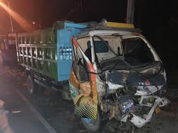 4 Truk Tabrakan Karambol di Suramadu, Satu Sopir Luka Terjepit Kabin