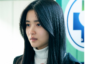 7 Pemeran Revenant, Drakor Horor Terbaru Kim Tae Ri Akting Kesurupan 7 Pemeran Revenant, Drakor Horor Terbaru Kim Tae Ri Akting Kesurupan