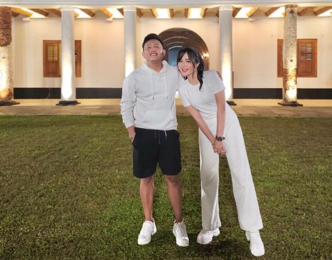 Denny Caknan akan menikah dengan Bella Bonita hari ini, Jumat (7/7/2023). Berikut ini potret kebersamaan Denny Caknan dan Bella Bonita.