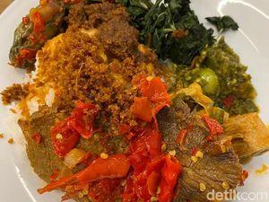 Nasi Padang Mahal di Taman Safari hingga Budget Makan Livy Renata di Jepang