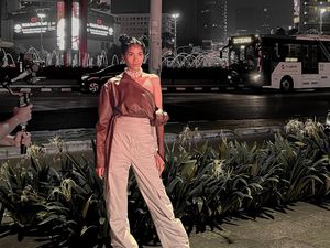 Muda-mudi Tampil Edgy-Preppy di Flash Runaway Bundaran HI