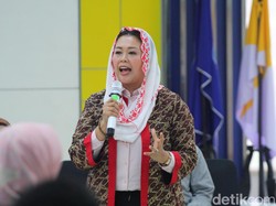 NasDem Bidik Yenny Wahid Jadi Cawapres Anies Setelah Ditolak Khofifah