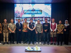 Mas Dhito Jalin MoU dengan PT Sumitomo Indonesia
