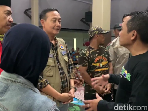 Pemkab Lumajang Tetapkan Status Tanggap Darurat Usai Banjir Lahar Semeru Pemkab Lumajang Tetapkan Status Tanggap Darurat Usai Banjir Lahar Semeru