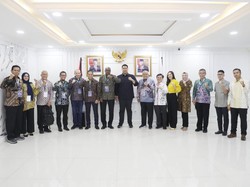 Menpora Sambut Kedatangan OIC-CA