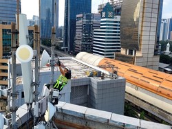 Nasib Frekuensi XL dan Smartfren Usai Merger di Tangan Menkomdigi