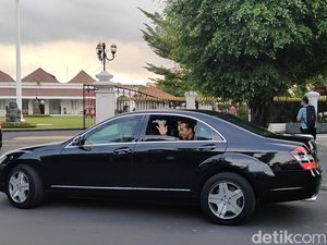 Momen Jokowi Kembali ke Yogya
