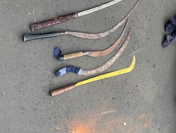 Diduga Hendak Tawuran, 32 Remaja Bawa Celurit di Jakbar Ditangkap Polisi