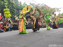 Meriahnya Solo Batik Carnival yang Sempat Vakum gegara Pandemi