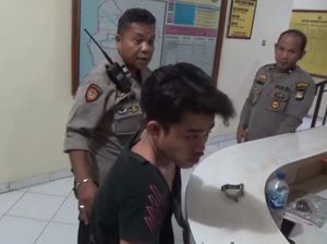 Tampang Pemotor Mabuk di Makassar Keroyok Pemobil Usai Diduga Ditabrak