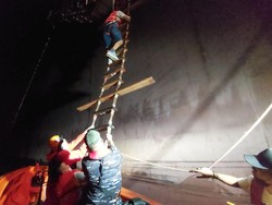 Tim SAR Selamatkan ABK MV Cape Venus Rute China-Australia