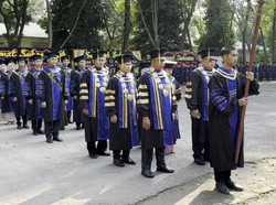 Wisuda SMA Unggulan CTARSA Foundation, Momen Haru Penuh Rasa Bangga