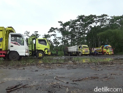 Banjir Lahar Semeru Masih Mengancam, Penambang Pasir Hentikan Aktivitas